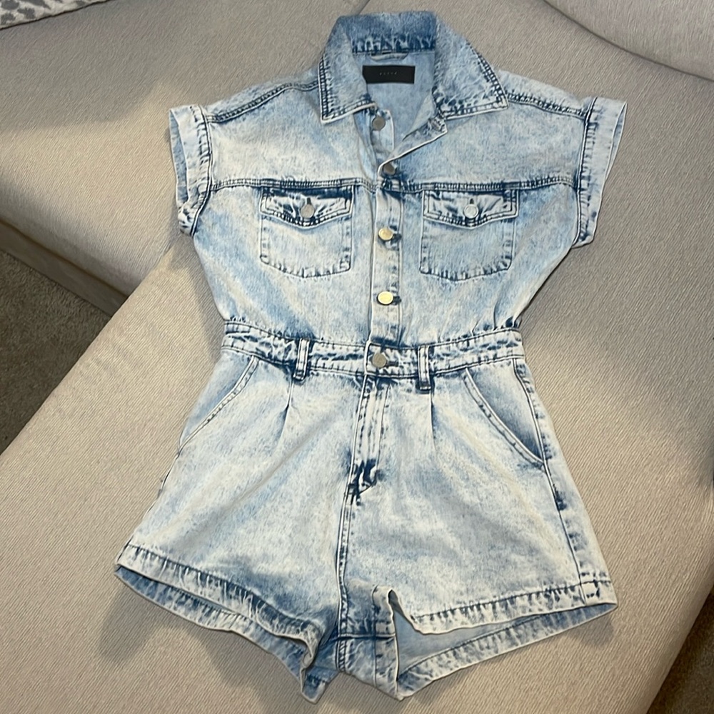 Blank NYC Acid Wash Romper Size XS